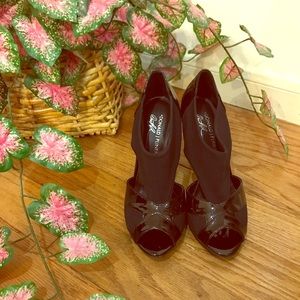 Donald J. Pliner heels